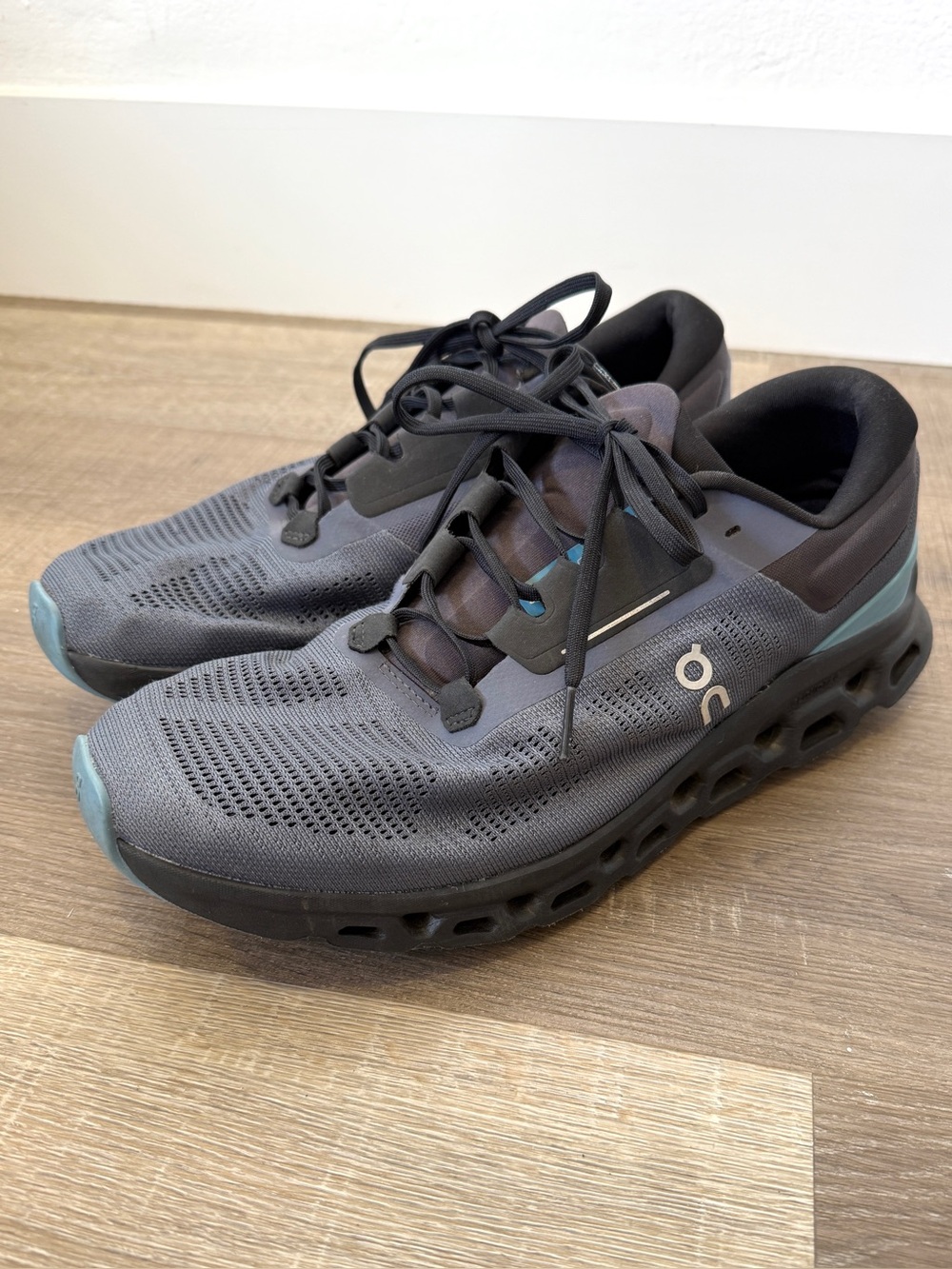 On Running Size 12 Cloudstratus 3 Gray Metal Wisteria Running Sneakers